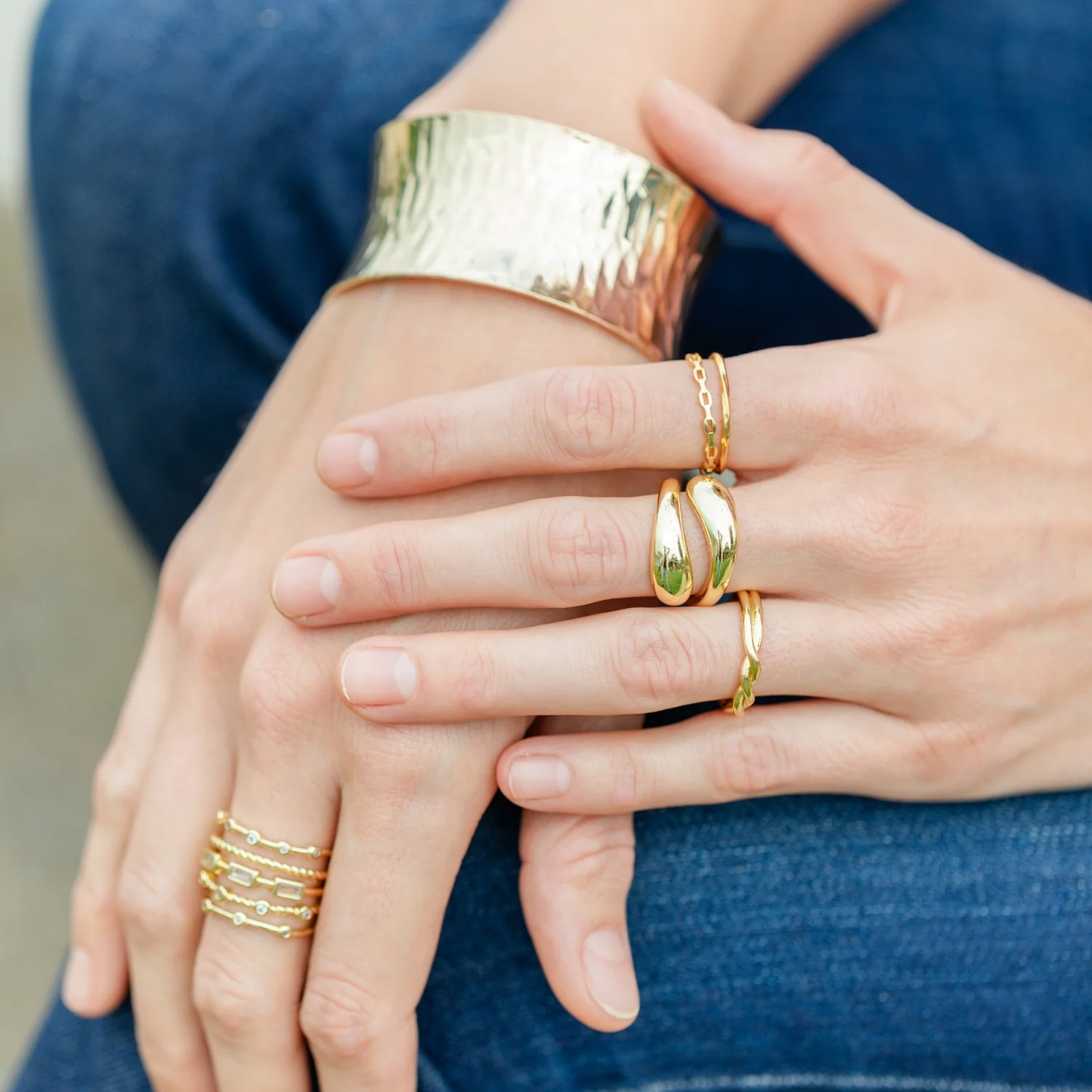 Simple Twist Adjustable Ring Gold