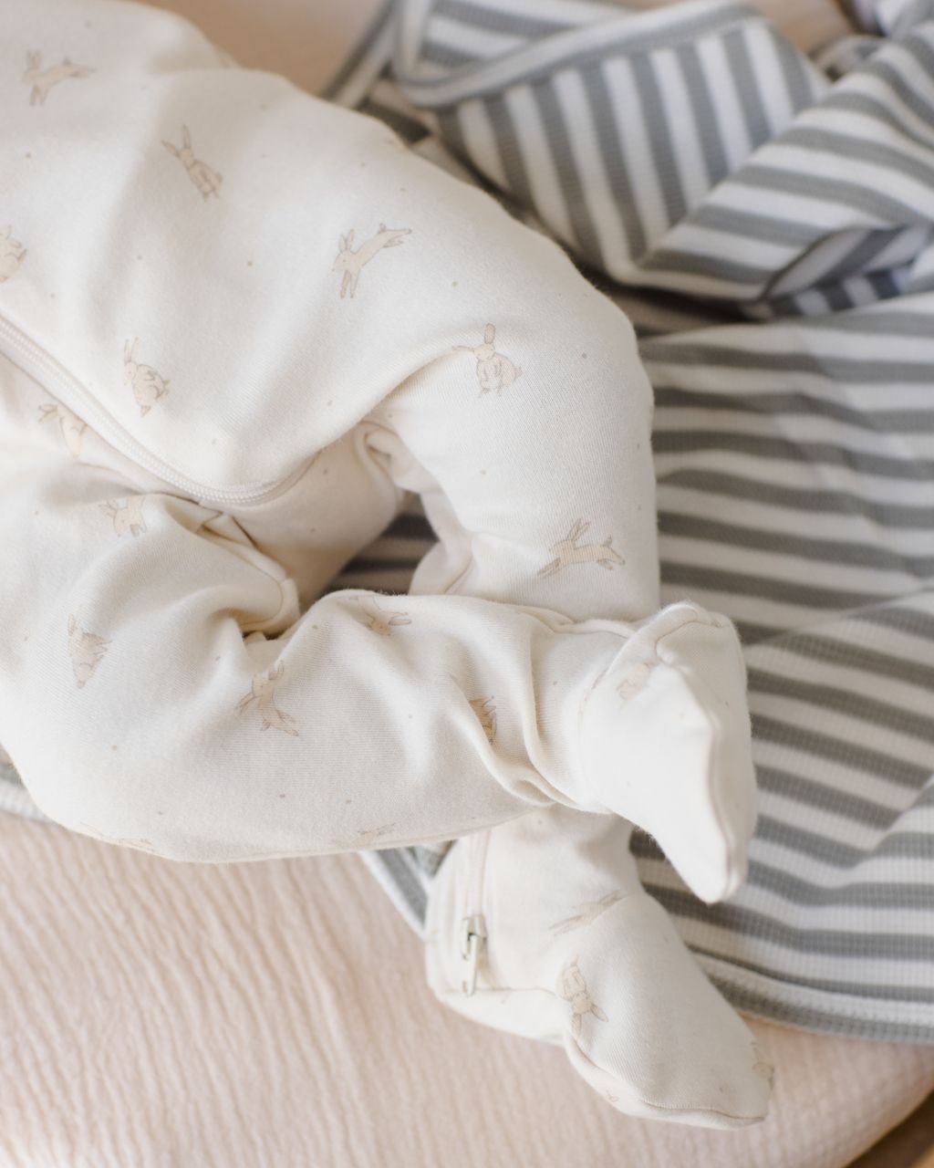 Zip Long Sleeve Sleeper Footie || Bunnies - Persnickety Shop