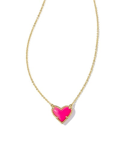 ARI HEART SHORT PENDANT NECKLACE GOLD NEON PINK MAGNESITE