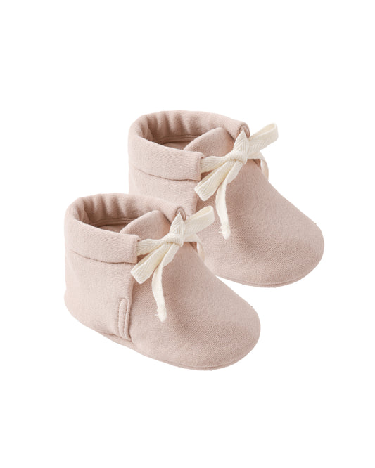 Quincy Mae Baby Booties || Blush - Persnickety Shop